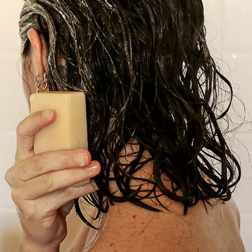6 Reasons to Switch to a Shampoo Bar